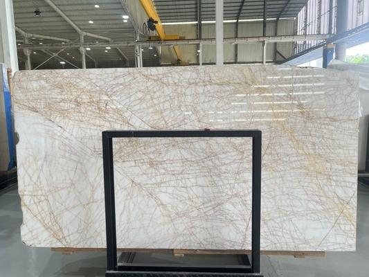Lâmina de mármore dourada de aranha polida Ideal para o design gráfico de parede de piso moderno da villa