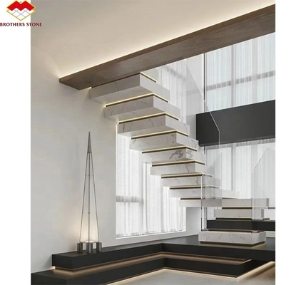 Design de luz de escada com pedra sinterizada artificial moderna
