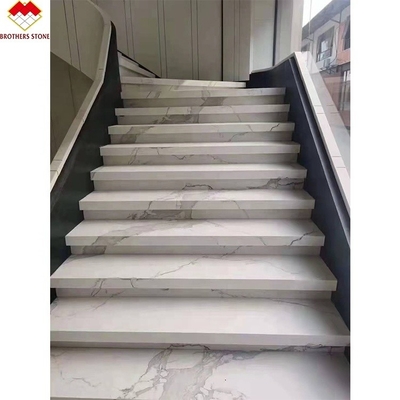 2800*600mm 1200*3600mm Tamanho padrão Chapas de piso para escadas Material de construção