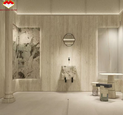 Material moderno Travertino bege com pedra natural bem polida para telhas de revestimento de parede