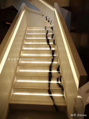 Lâmpada LED Moderna Segue Antiderrapante Panda Marmo Branco Escalinha de azulejos Indoor Panda Natural Escalinha Branca Mármore com veias