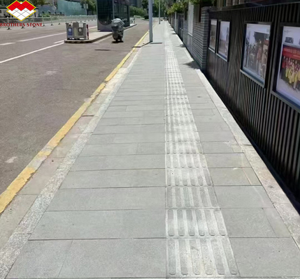 Brothers Stone Flamed Grey Granite Slab Paving Tiles para Avenida de Pedra Natural Refinada