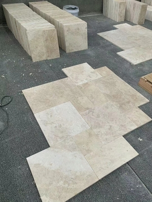 Polir azulejos de terraço de travertino de pedra de marfim brilhantes de prata para área de terraço do jardim