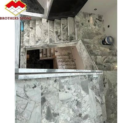 Escalinhas de pedra natural em estilo europeu moderno com azulejos polidos grandes cortados ao tamanho