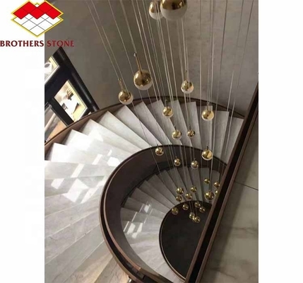 Escada de mármore interior do hotel com design curvo em espiral moderno e opção de corte ao tamanho