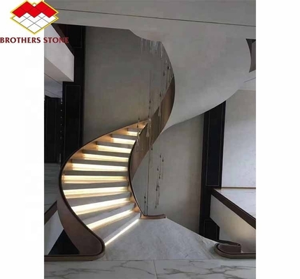 Escada de mármore interior do hotel com design curvo em espiral moderno e opção de corte ao tamanho