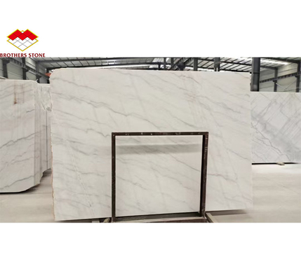Quarteirão de mármore branco de Guangxi afinado Bloco natural moderno para decorações interiores de hotéis