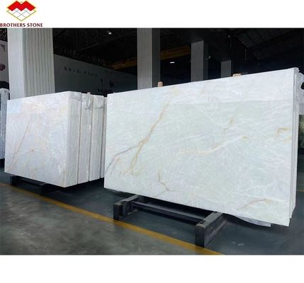 Tabela de mármore de ônix translúcido Cristallo em design moderno para jantares de luxo