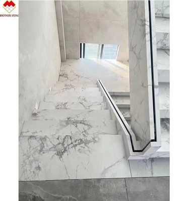 MOHS 6-7 Dureza Marmo Branco Olhar Porcelana Pisos de azulejos com design personalizado