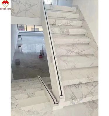 MOHS 6-7 Dureza Marmo Branco Olhar Porcelana Pisos de azulejos com design personalizado