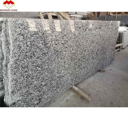 Chapa de granito preto cortada ao tamanho para escadas e edifícios no design chinês moderno