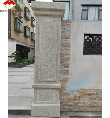 2700 kg/m3 Pilar de granito esculpido à mão para o design de colunas exteriores