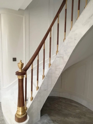Tamanho personalizado Interior de design europeu Marmo branco esculpido Trepadeiras e elevadores