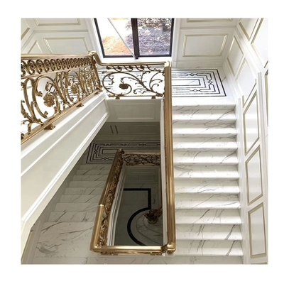 Escalões e degraus de mármore branco de Calacatta para casas interiores
