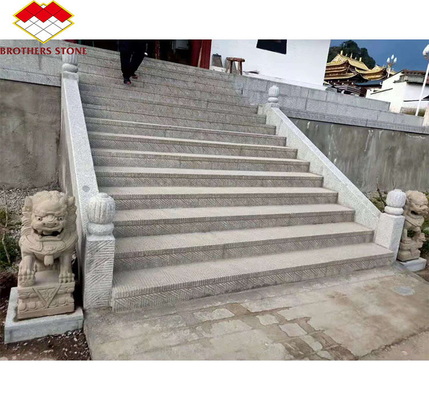 Granito chinês luxo exterior branco granito cortado para tamanho lajes de chamas para pisos escadas