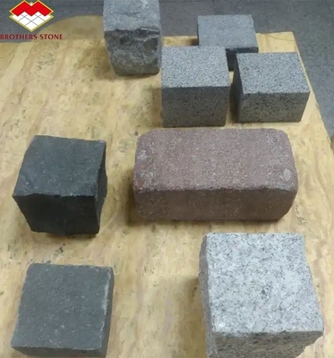Melhore os exteriores da sua casa com uma pedra de granito em grão 10x10x10