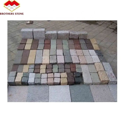 Melhore os exteriores da sua casa com uma pedra de granito em grão 10x10x10