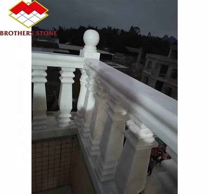 Superfície polida Coluna de mangueira finalizada para decorações domésticas em mármore branco de Guangxi