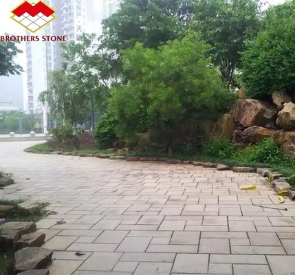 Pedras naturais de pavimentação de granito chinês cortado ao tamanho para modernos parques ao ar livre em Yunfu