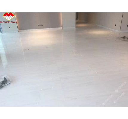 Chapa de mármore branco italiano polido de alta qualidade de mármore branco veneziano de tamanho personalizado para design de piso