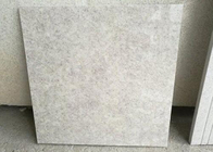 O anti deslizamento lustrou a pérola branca de pedra 30x60 do granito com força 204.8MPa compressiva