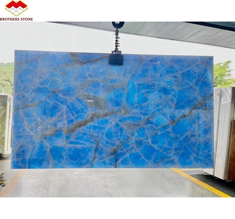 Placa de pedra de ônix azul natural translúcido para TV Painel de parede de fundo em azul dourado