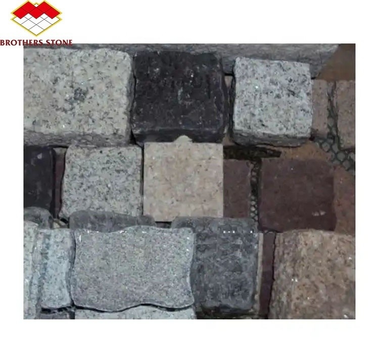 Melhore os exteriores da sua casa com uma pedra de granito em grão 10x10x10
